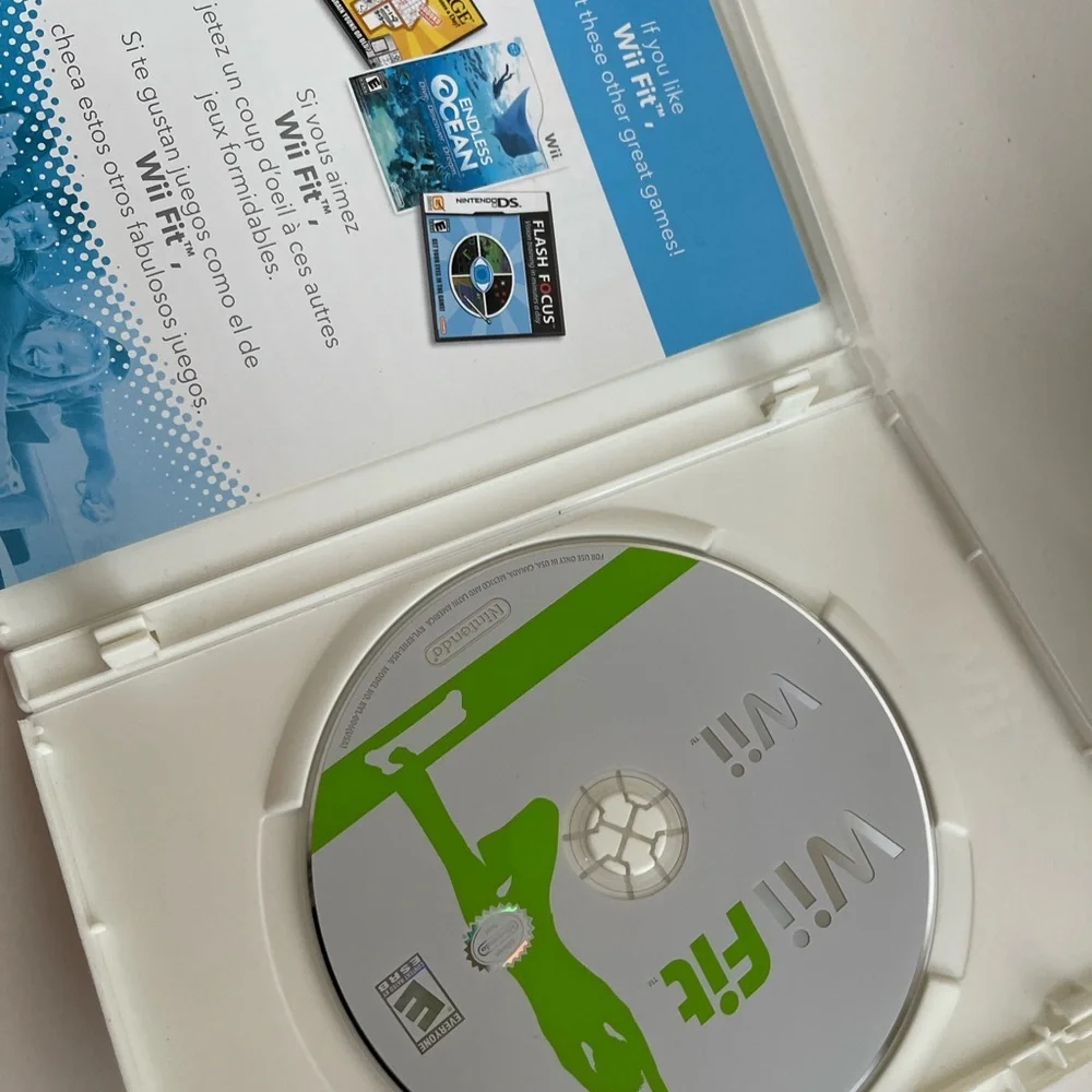 Nintendo wii Fit‎ Video Game